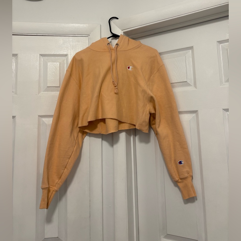 Champion Women's Cropped Hoodie - Peach